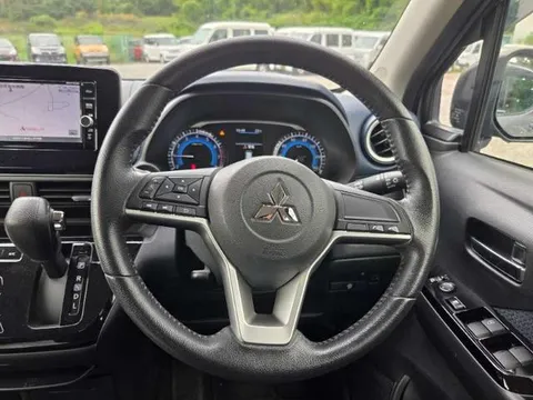 Mitsubishi eK X