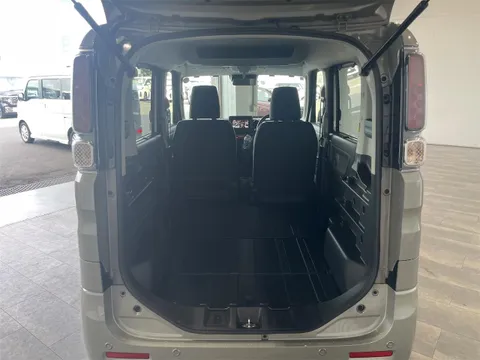 Suzuki Spacia Base