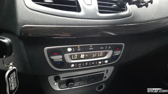 Renault SM3