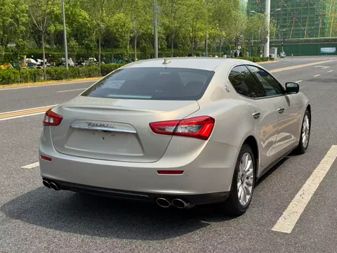 Maserati Ghibli