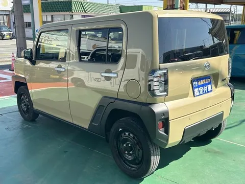 Daihatsu Taft