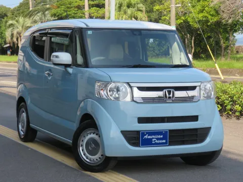 Honda N-BOX Slash