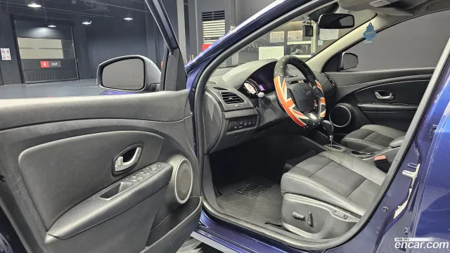 Renault SM3