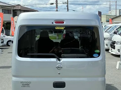 Nissan Clipper