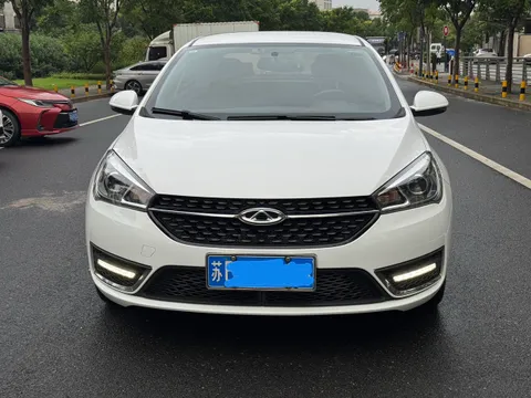 Chery Arrizo 5