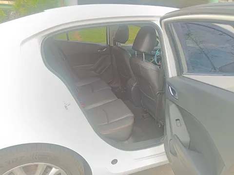 Mazda Mazda 3