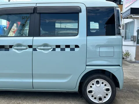 Suzuki Spacia