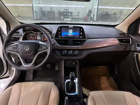 Baojun 310W
