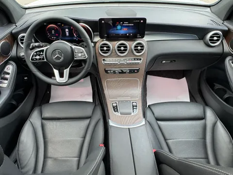 Mercedes-Benz Mercedes-Benz GLC