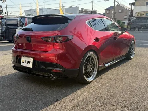 Mazda MAZDA3 Fastback