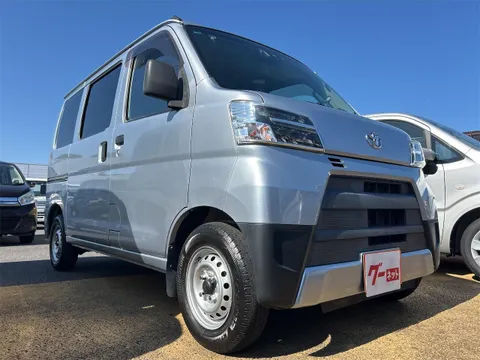 Toyota Pixis Van