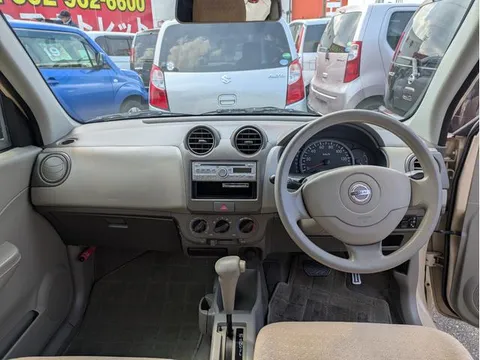 Nissan Pino
