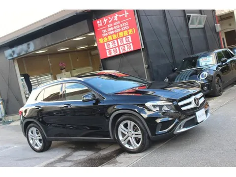 Mercedes-Benz GLA-Class