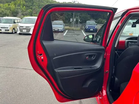Toyota Yaris (Vitz)