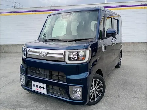 Toyota Pixis Mega