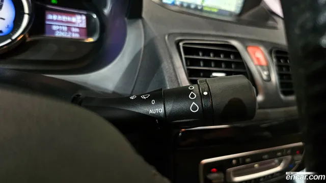 Renault SM3