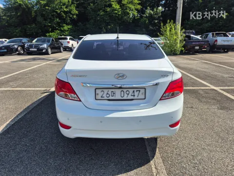 Hyundai Accent