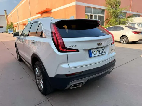 Cadillac XT4
