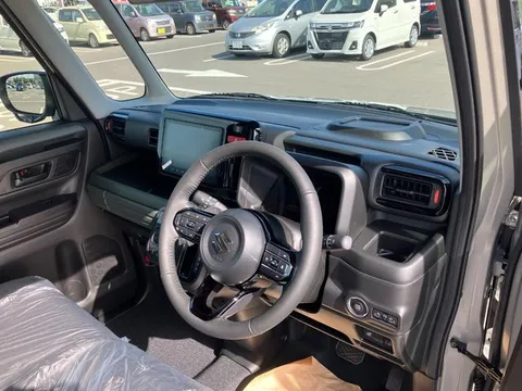 Suzuki Spacia Gear