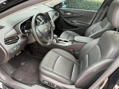 Chevrolet Malibu XL