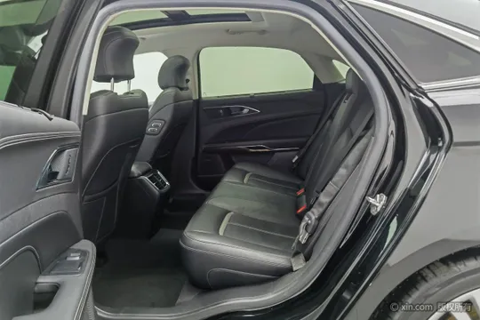 Ford Taurus