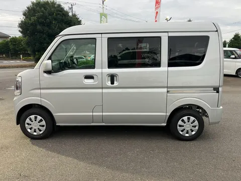 Nissan Clipper