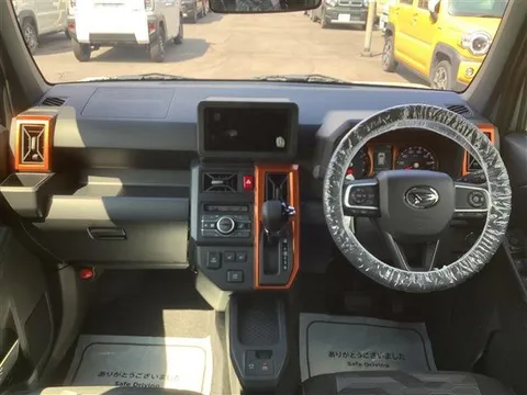Daihatsu Taft