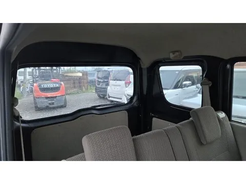 Mitsubishi Minicab Van