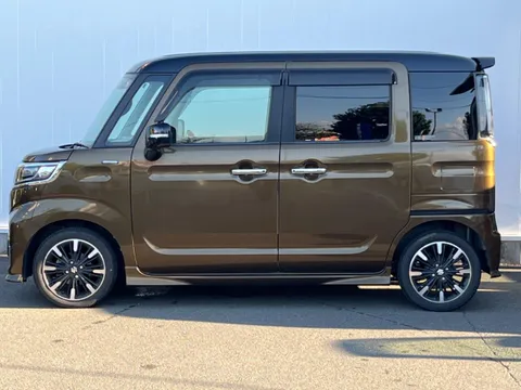 Suzuki Spacia Custom