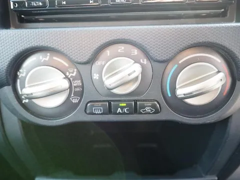 Nissan KIX