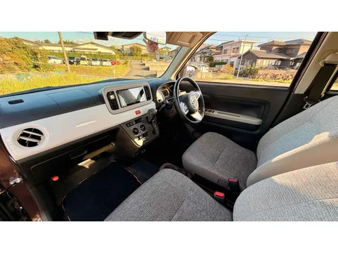 Daihatsu Mira Tocot