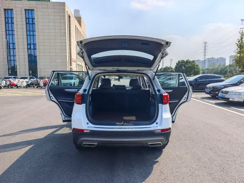 Changan CS75