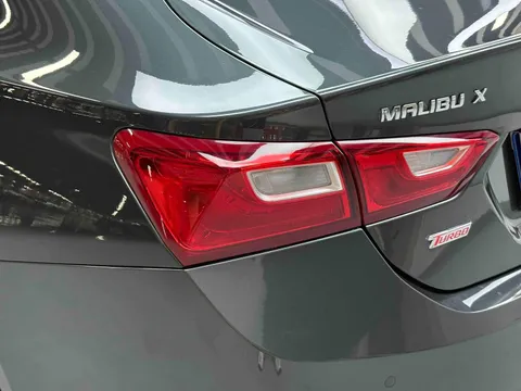 Chevrolet Malibu XL