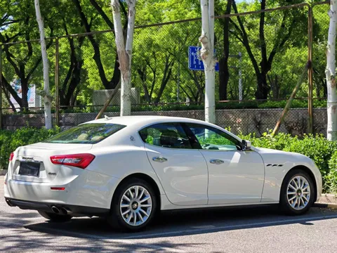 Maserati Ghibli