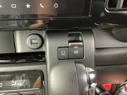 Suzuki Spacia