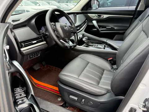 Changan CS95