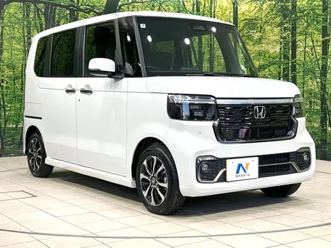 Honda N-BOX Custom