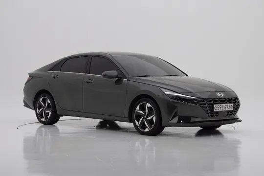 Hyundai Elantra (Avante)