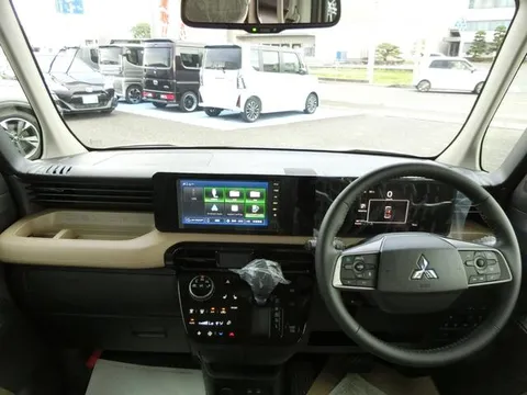 Mitsubishi Delica Mini