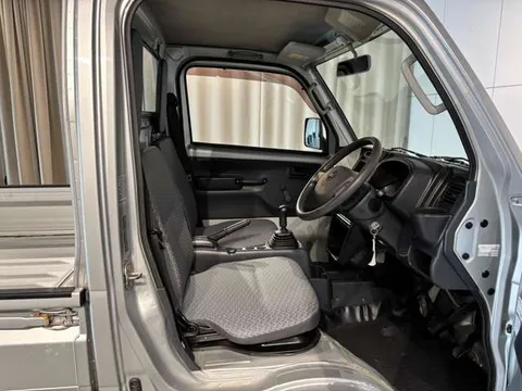 Nissan Clipper Truck