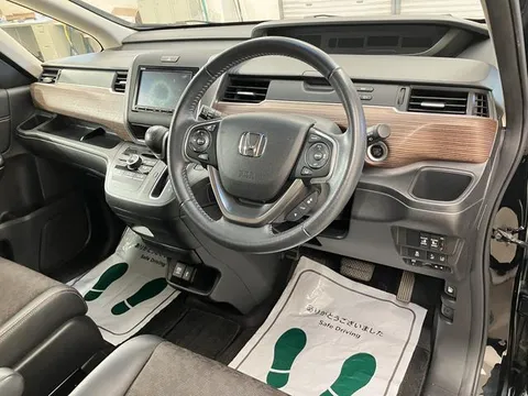 Honda Freed Plus