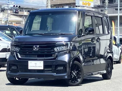Honda N-BOX Custom