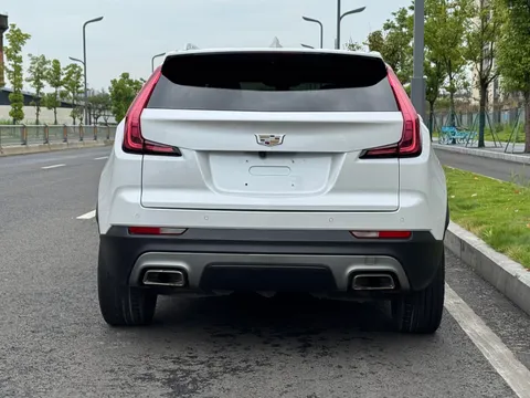 Cadillac XT4