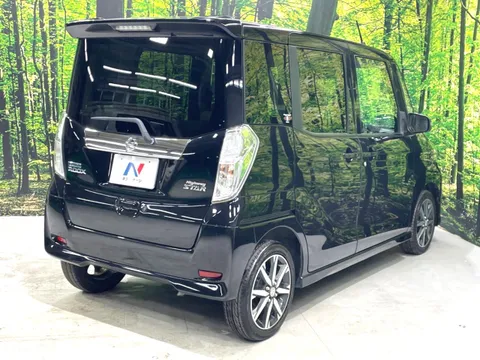 Nissan Dayz Roox