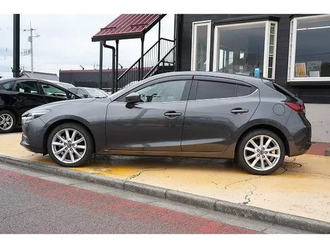 Mazda Axela Sport