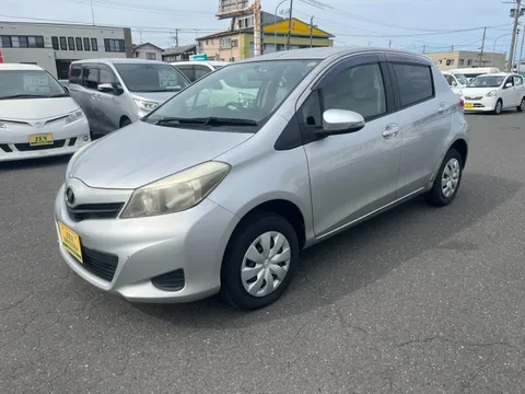 Toyota Yaris (Vitz)