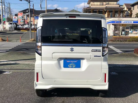 Suzuki Spacia Custom