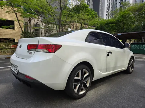 Kia Cerato (Forte)