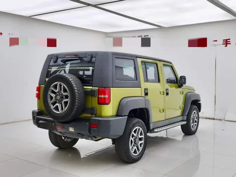 BAIC BJ40