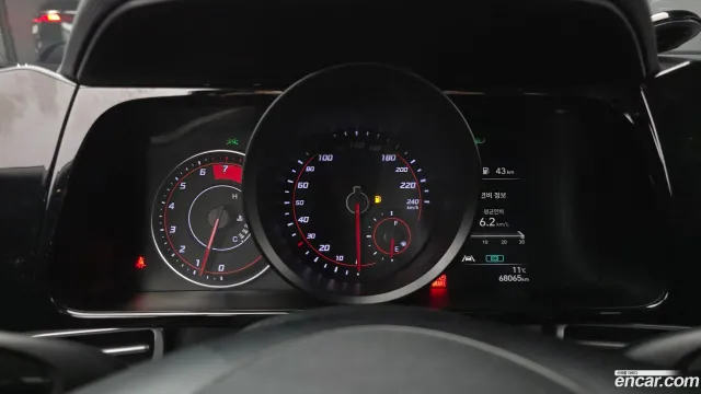 Hyundai Elantra (Avante)